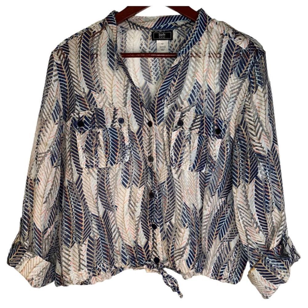 Lark Lane Womens 12 Semi-Sheer Multicolored Feather Design Button Shacket Blouse